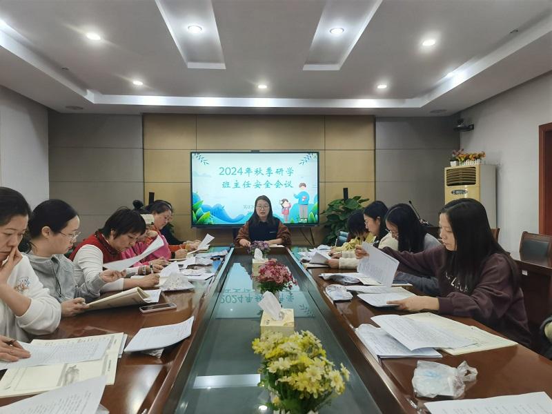 b9bb3d0e8a6d6446e8d51cc41c5a2939.jpg b9bb3d0e8a6d6446e8d51cc41c5a2939.jpg