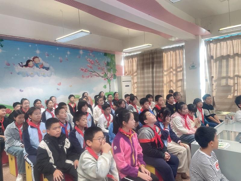 沈二磨.JPG 沈二磨.JPG