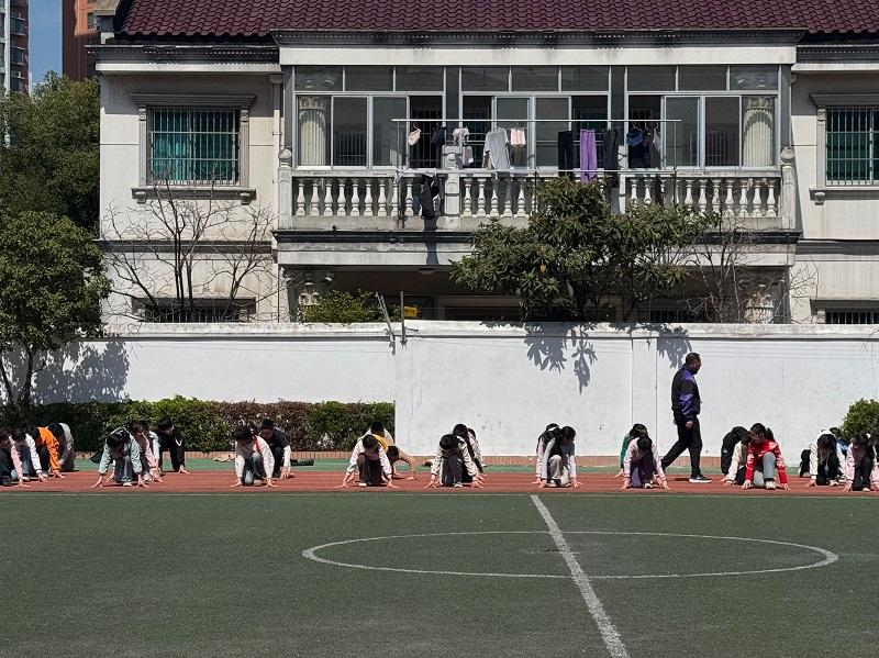 31F82EEF59FBB67A790FBE4F389BC327.png 31F82EEF59FBB67A790FBE4F389BC327.png