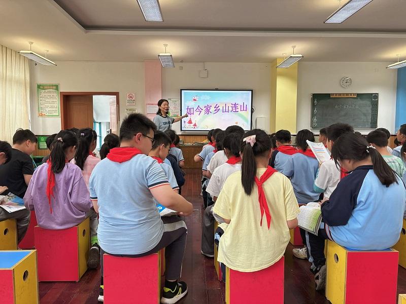 张建英2.JPG 张建英2.JPG