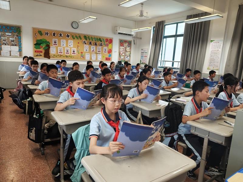 朗读比赛5.16.jpg 朗读比赛5.16.jpg