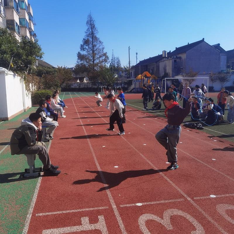 跳绳5.jpg